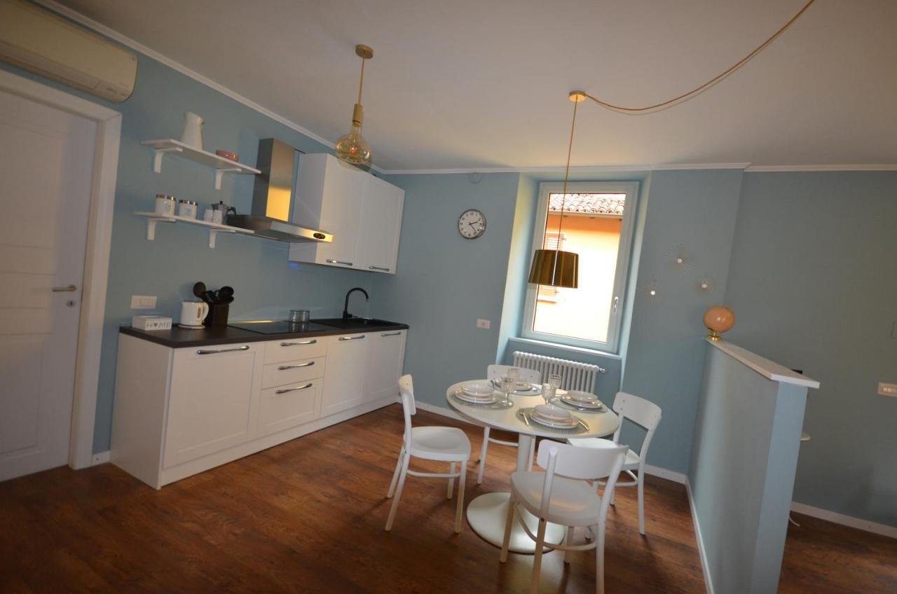 Vila Varennahouse Aston Apt Exteriér fotografie