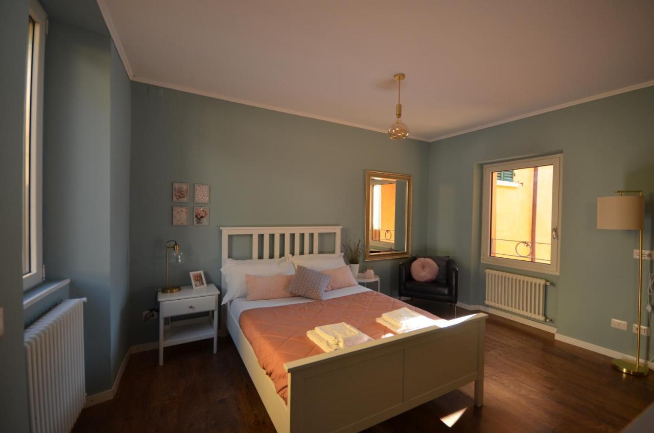 Vila Varennahouse Aston Apt Exteriér fotografie